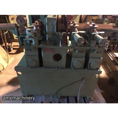 BASTONERA – MOTOR 15 HP – CAPACIDAD ½” - 2” DIAMETRO – HAWKER 2000