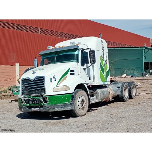 CAMION - MACK - 2013