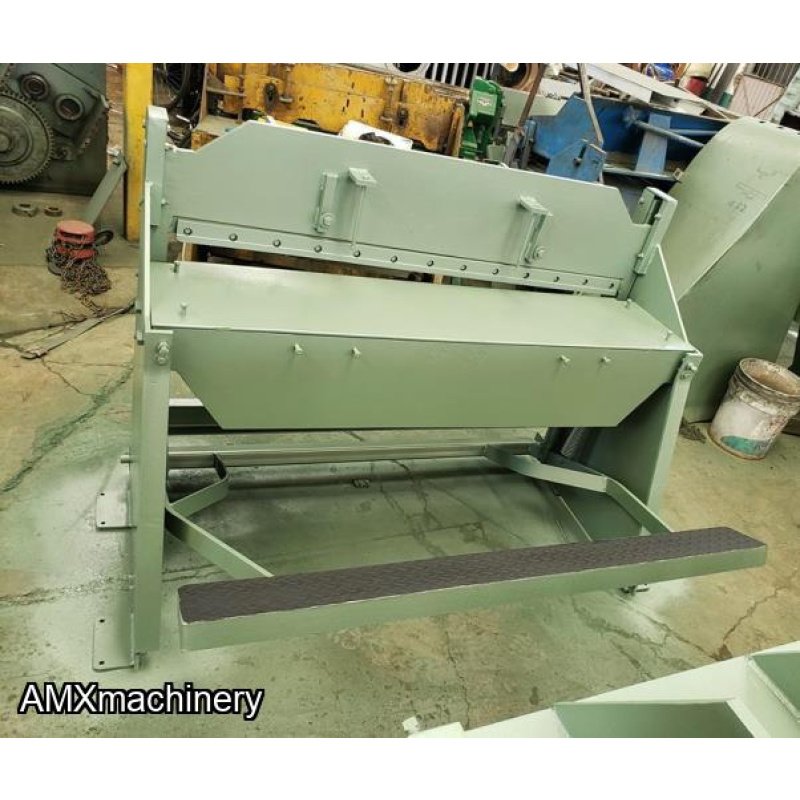 GUILLOTINA DE PEDAL - 6 PIES PARA CAL. 18 - EN LAMINA NEGRA