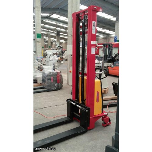 APILADOR-ESTIBADOR SEMI-ELECTRICO 1.5 TON